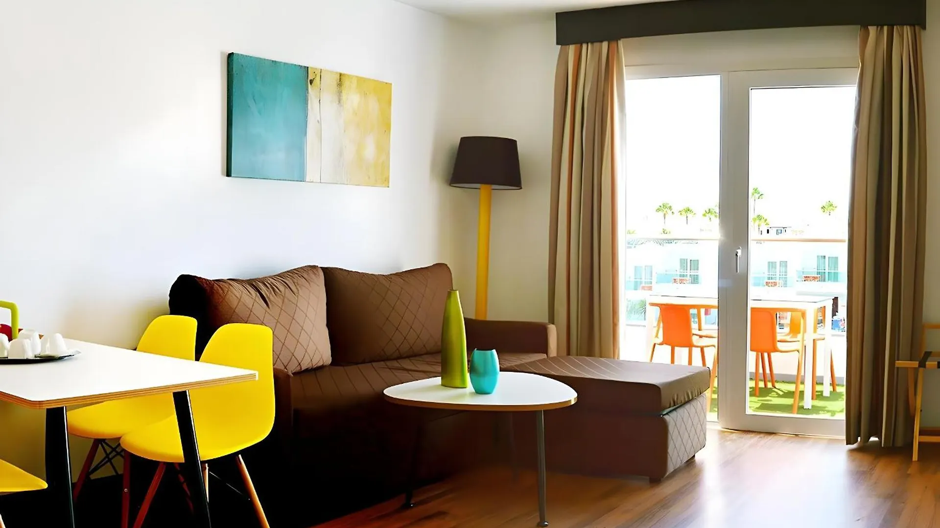 Hotel Plaza Palmeras Пуэрто дель Кармен 4*,